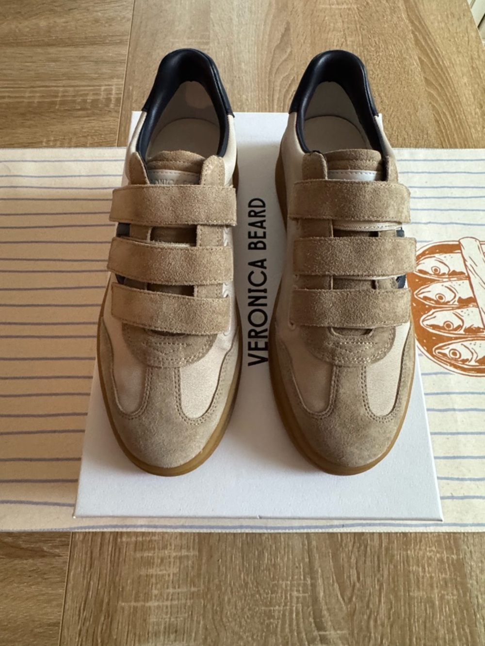 NIB Veronica Beard Reagan Sneakers - Tan Suede and Navy Leather - Size 7.5/8 - Picture 4 of 11